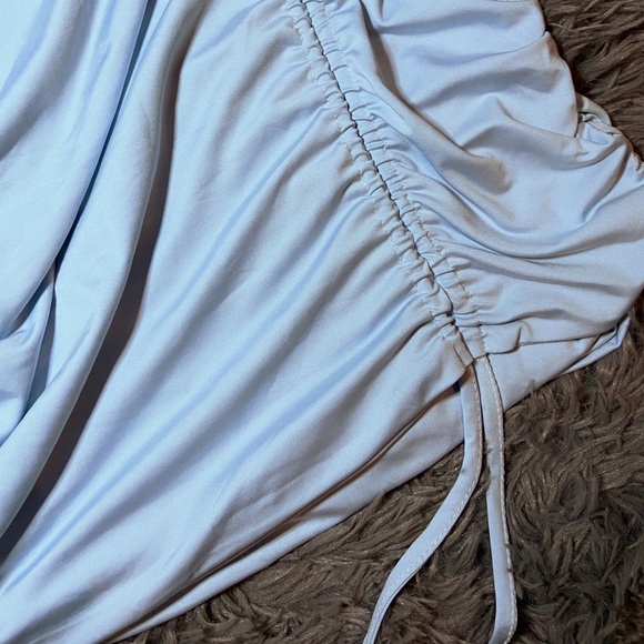 Baby blue cut-out mini dress 👗 - Picture 5 of 7